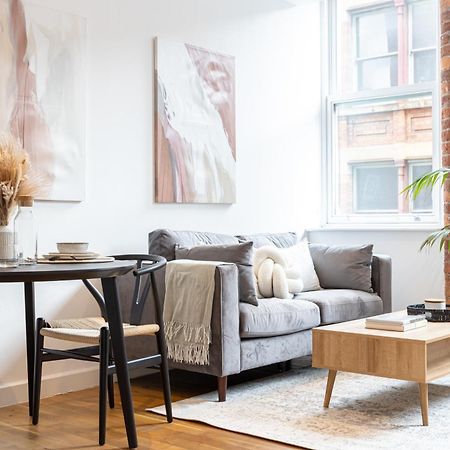 Boutique City Centre Apartment Манчестер Экстерьер фото